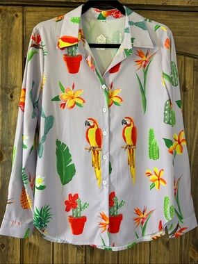 Women’s Button-Down Shirt with Tropical Parrot & Floral Print - Lavender